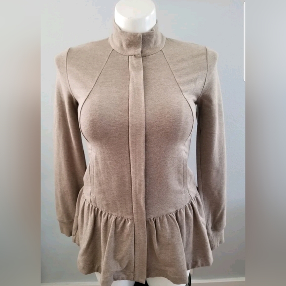 Cabi Weekend Topper Peplum Jacket Full Zip w/ Pockets Women's Sz XS Tan - Picture 1 of 6